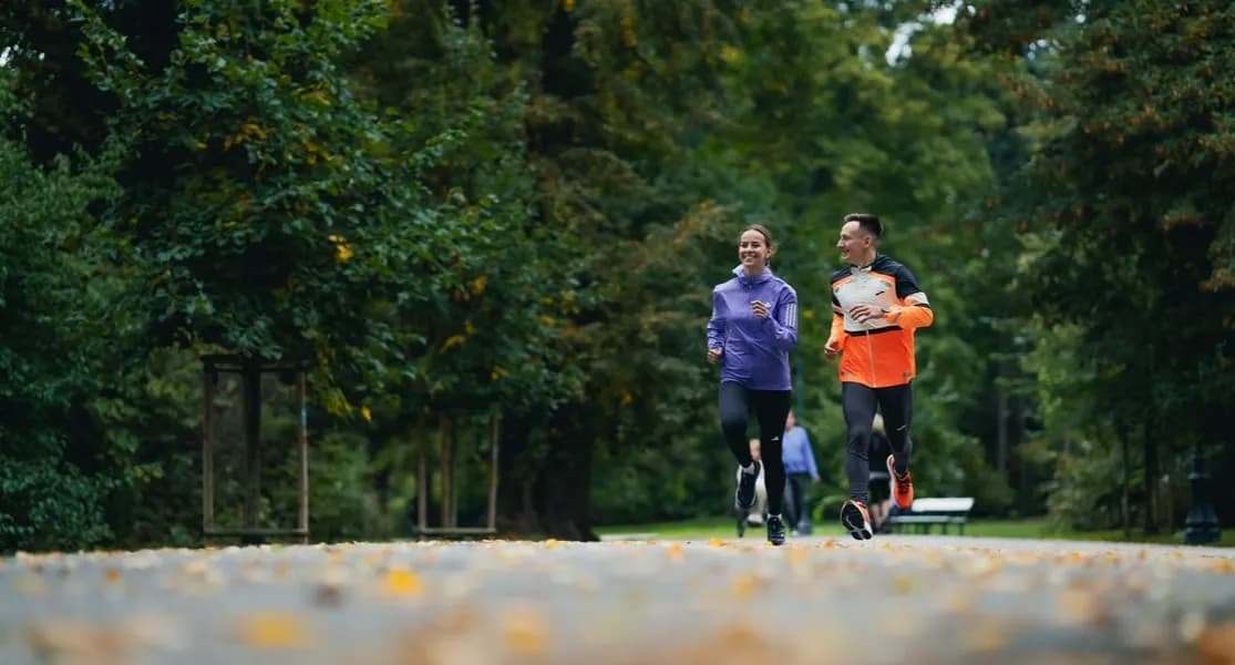 Jak zaczynać bieganie: skuteczne porady dla początkujących biegaczy