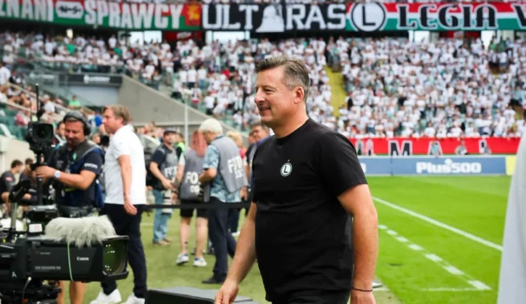 Ile zarabia trener Legii? Zaskakujące fakty o pensji i wpływie na wyniki
