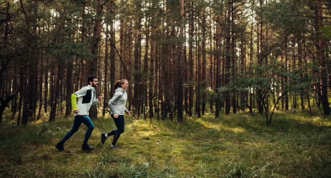 Jaką kurtkę do biegania wybrać, aby nie zmarznąć i czuć się komfortowo?